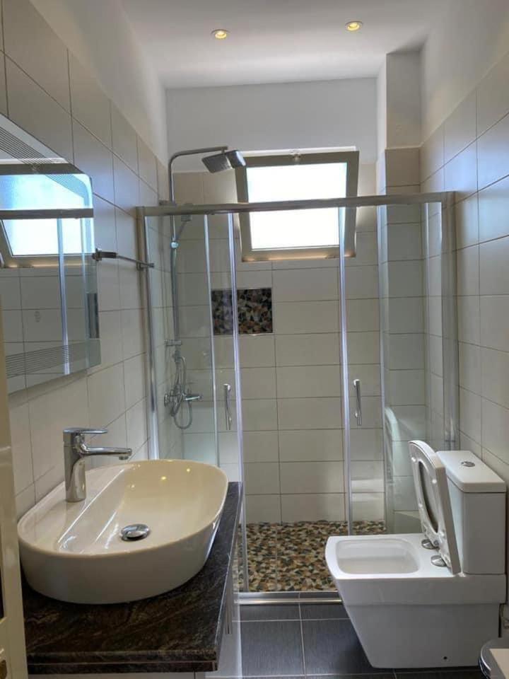 Vila Butrint Apartment Ксамил Екстериор снимка