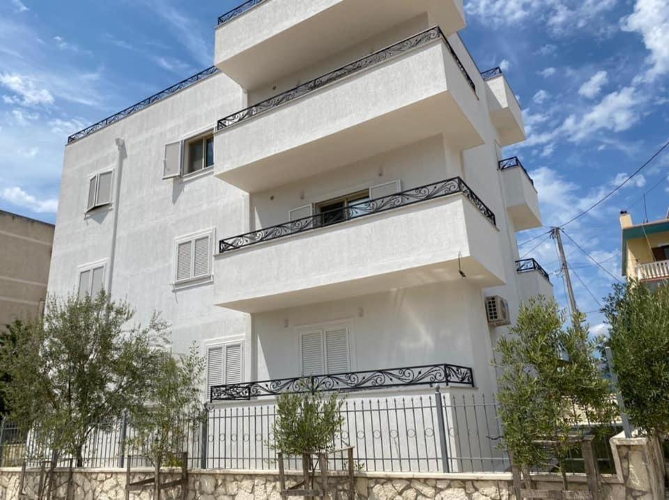 Vila Butrint Apartment Ксамил Екстериор снимка