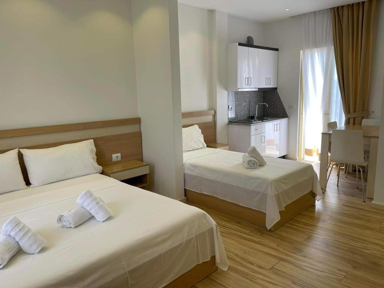 Vila Butrint Apartment Ксамил Екстериор снимка